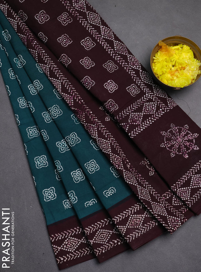 Sungudi cotton saree peacock green and deep wine with allover batik butta prints and printed border