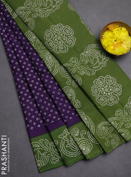 Sungudi cotton saree violet and sap green with allover batik prints and printed border