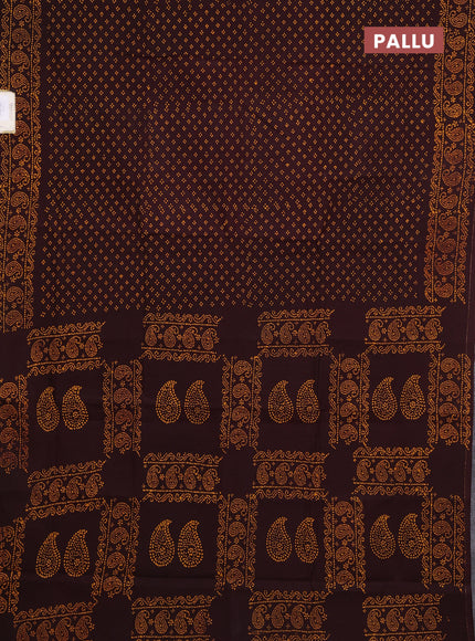 Sungudi cotton saree coffee brown with allover batik prints and printed border