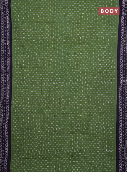 Sungudi cotton saree sap green with allover batik prints and printed border