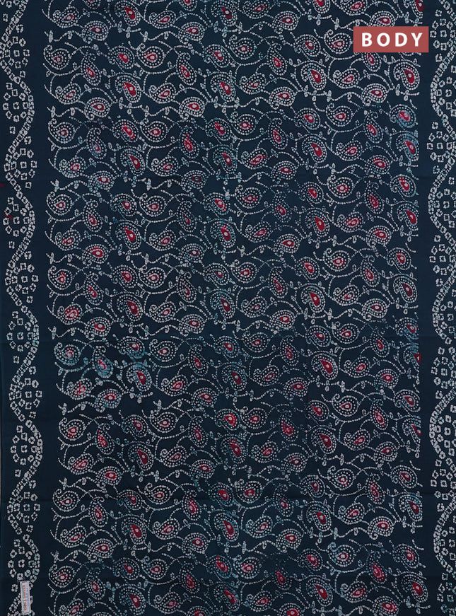 Sungudi cotton saree peacock green with allover batik prints and printed border