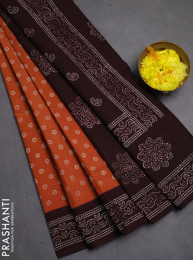 Sungudi cotton saree rust shade and wine with allover batik butta prints and printed border