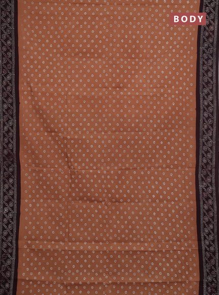 Sungudi cotton saree dark sandal and wine with allover batik butta prints and printed border