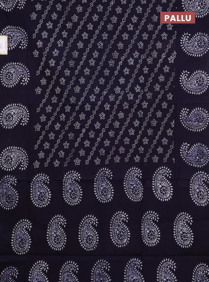 Sungudi cotton saree navy blue with allover batik butta prints and printed border