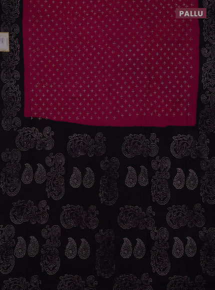 Sungudi cotton saree pink and navy blue with allover batik butta prints and printed border