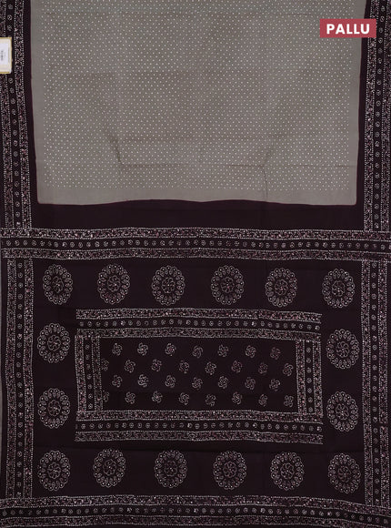 Sungudi cotton saree grey and wine with allover polka dot prints and printed border
