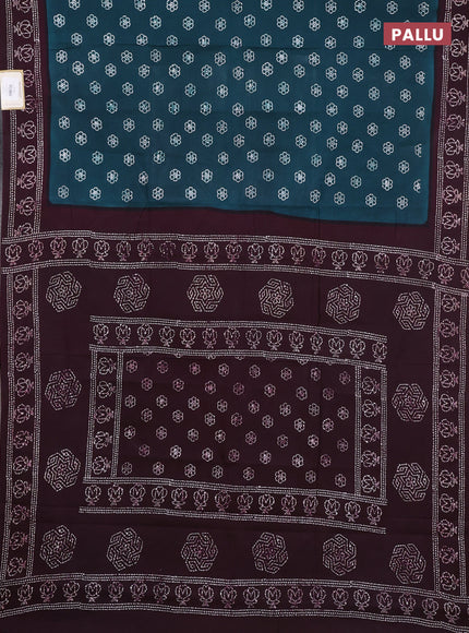 Sungudi cotton saree peacock green and wine shade with allover batik butta prints and printed border