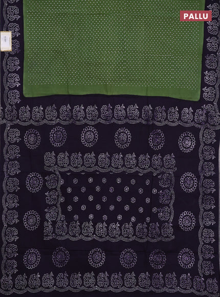 Sungudi cotton saree green shade and violet with allover polka dot prints and printed border