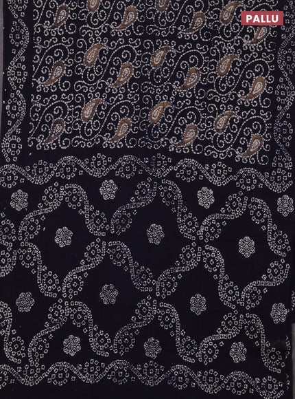 Sungudi cotton saree navy blue with allover batik prints and printed border