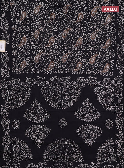 Sungudi cotton saree black with allover batik prints and printed border