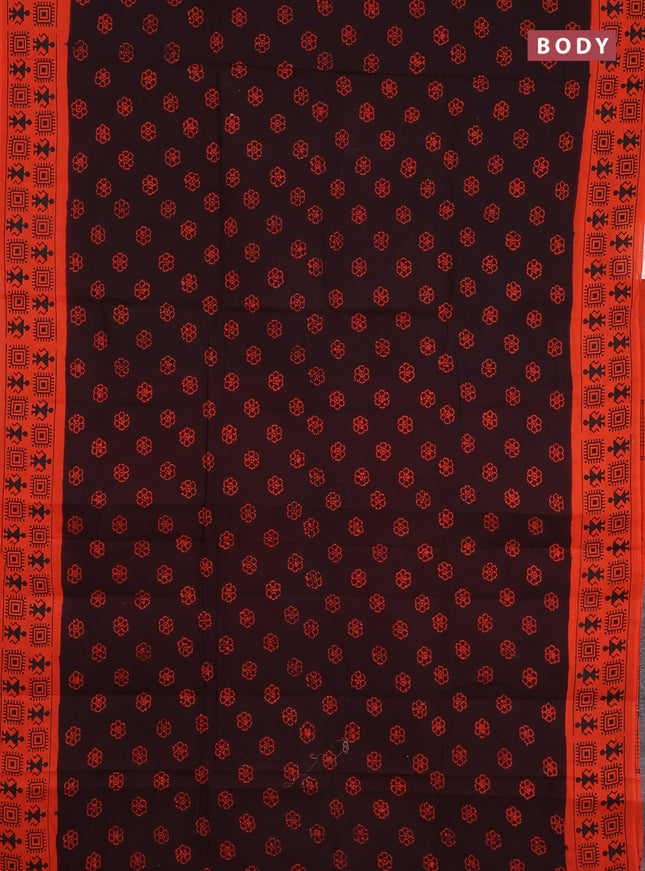 Sungudi cotton saree coffee brown and orange with allover batik butta prints and printed border