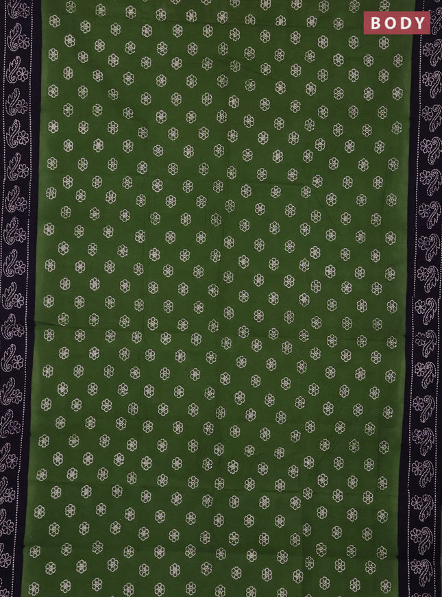Sungudi cotton saree green and violet with allover batik butta prints and printed border