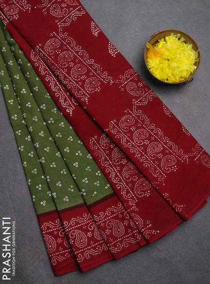 Sungudi cotton saree green and maroon with allover batik butta prints and printed border
