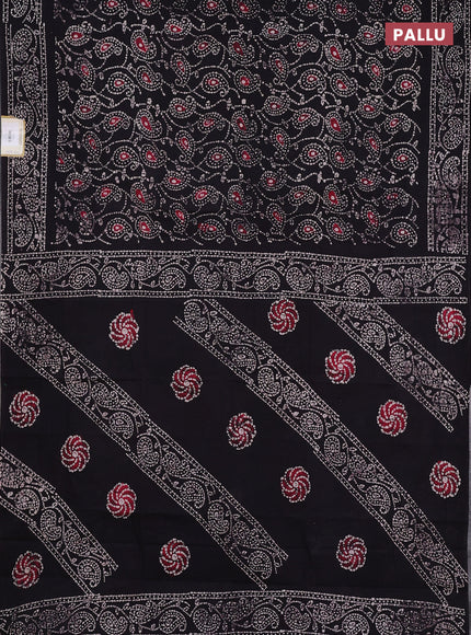 Sungudi cotton saree deep jamun with allover batik prints and printed border
