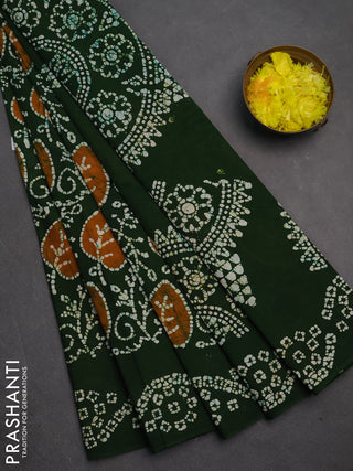 Sungudi cotton saree green with allover batik prints and printed border