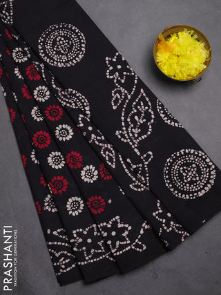 Sungudi cotton saree deep jamnu with allover batik prints and printed border