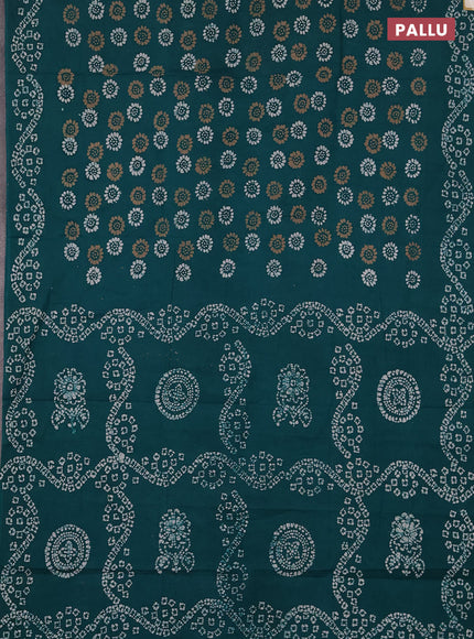 Sungudi cotton saree teal green with batik butta prints and printed border