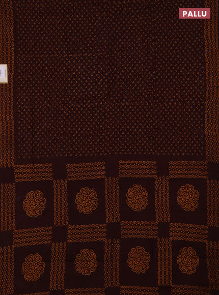 Sungudi cotton saree coffee brown with allover batik butta prints and printed border