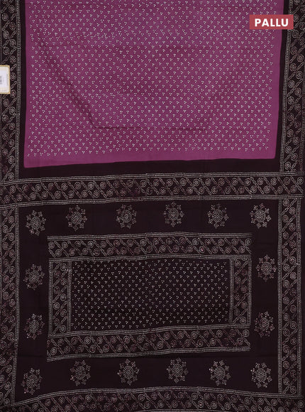 Sungudi cotton saree mauve pink and wine with allover batik butta prints and printed border
