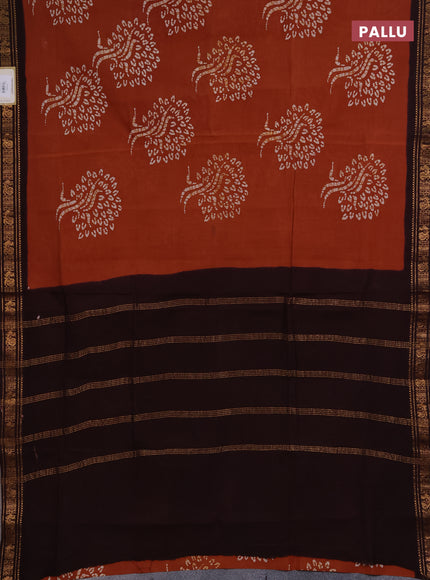 Sungudi cotton saree brown and coffee brown with allover batik butta prints and zari woven border
