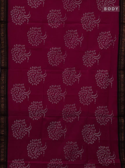 Sungudi cotton saree pink and coffee brown with allover batik butta prints and zari woven border