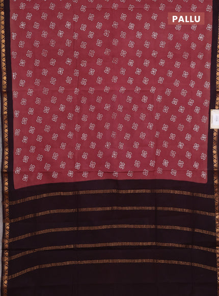 Sungudi cotton saree maroon shade and deep wine with allover batik butta prints and zari woven border