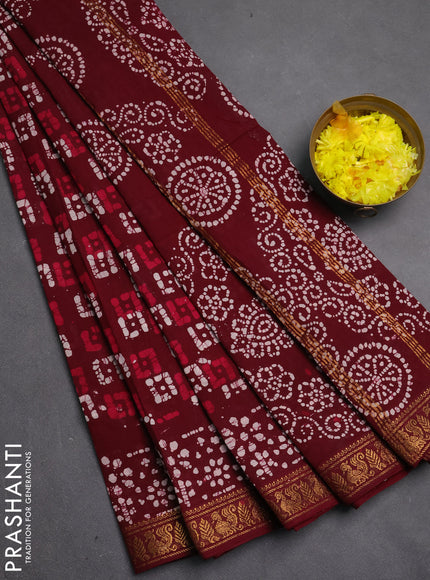 Sungudi cotton saree maroon with allover batik butta prints and printed zari woven border