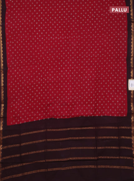 Sungudi cotton saree maroon and deep wine with allover batik butta prints and zari woven border