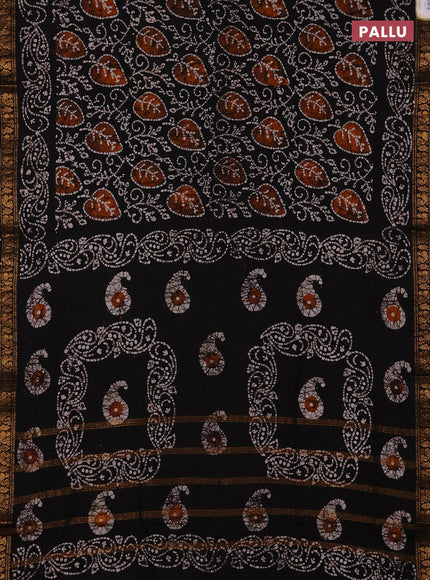 Sungudi cotton saree black with allover batik prints and zari woven printed border