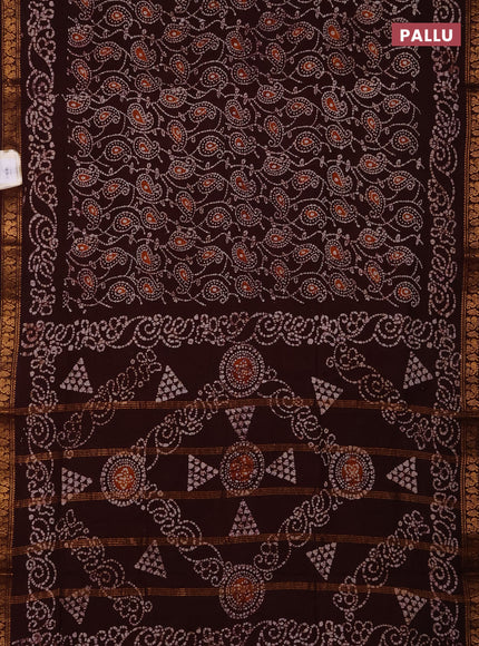 Sungudi cotton saree coffee brown with allover batik prints and zari woven border