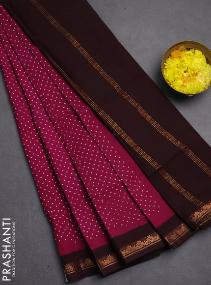 Sungudi cotton saree wine shade and coffee brown with allover batik butta prints and copper zari woven border