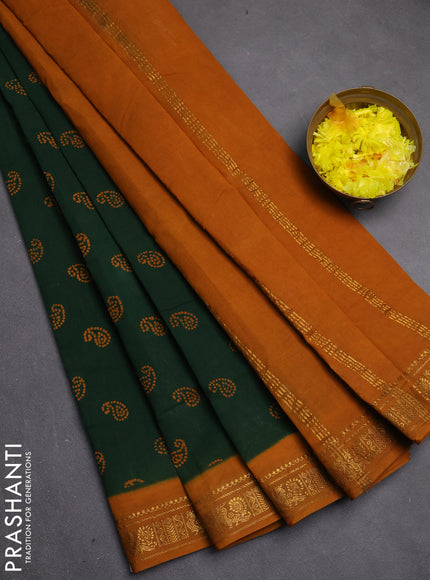 Sungudi cotton saree green  and mustard yellow with allover paisley batik butta prints and zari woven border