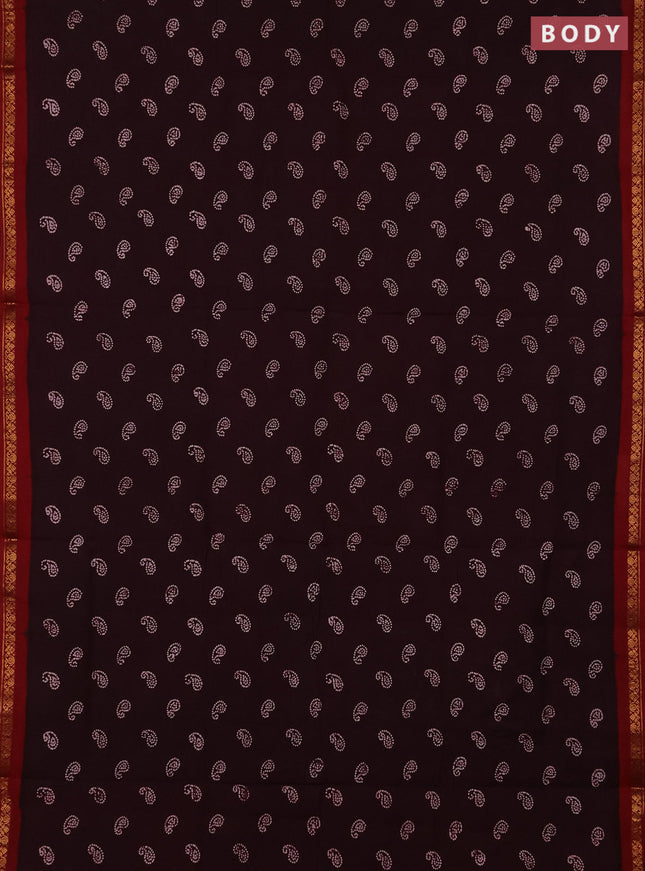 Sungudi cotton saree wine and maroon with allover paisley batik butta prints and zari woven border