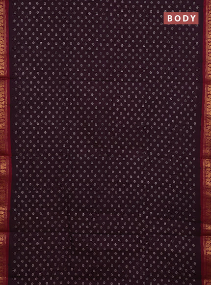 Sungudi cotton saree deep wine and maroon with allover batik butta prints and zari woven border