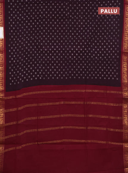 Sungudi cotton saree deep wine and maroon with allover batik butta prints and zari woven border