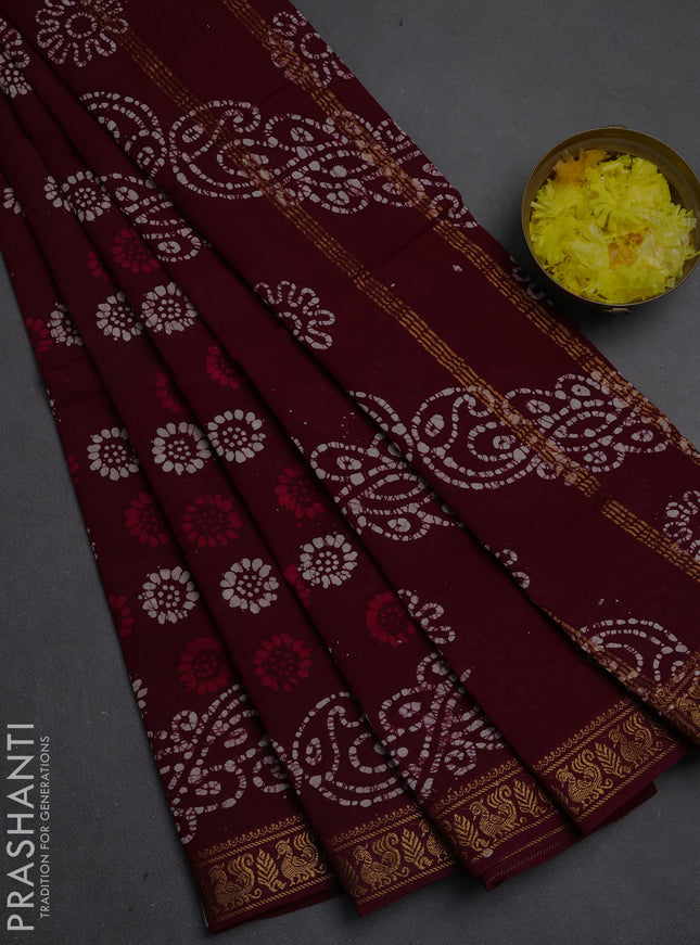 Sungudi cotton saree maroon with allover batik butta prints and zari woven printed border
