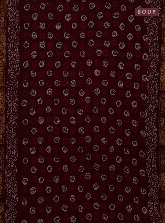 Sungudi cotton saree maroon with allover batik butta prints and zari woven printed border