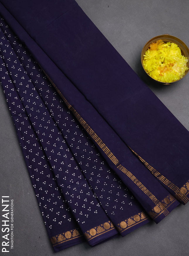 Sungudi cotton saree navy blue with allover batik butta prints and zari woven border