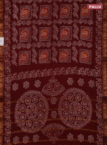 Sungudi cotton saree maroon with allover batik butta prints and zari woven printed border