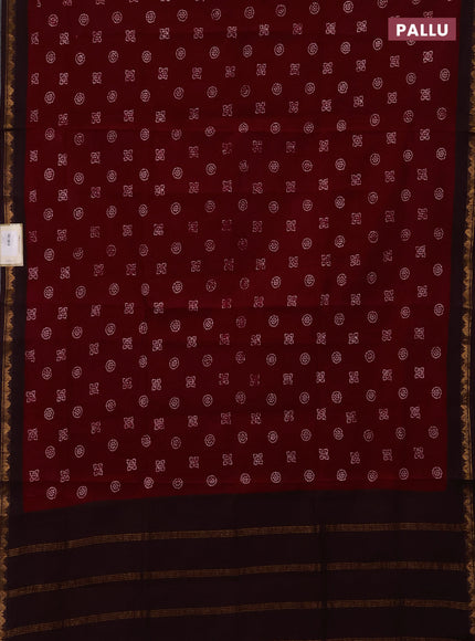 Sungudi cotton saree maroon with allover batik butta prints and zari woven border