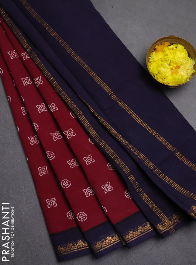 Sungudi cotton saree maroon and navy blue with allover batik butta prints and zari woven border