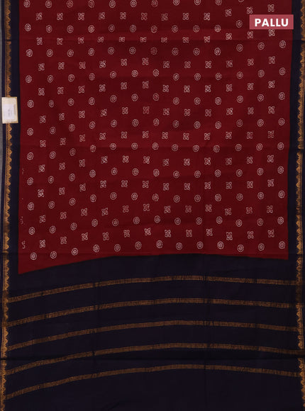 Sungudi cotton saree maroon and navy blue with allover batik butta prints and zari woven border