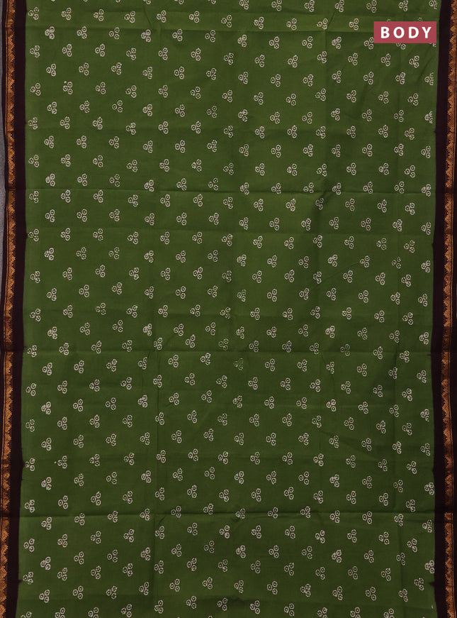 Sungudi cotton saree green and deep wine with allover batik butta prints and zari woven border