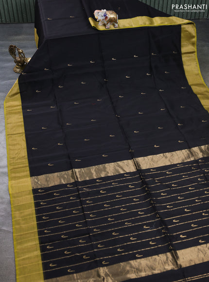 Maheswari silk cotton saree black and mustard yellow with zari woven muniya buttas and zari woven border