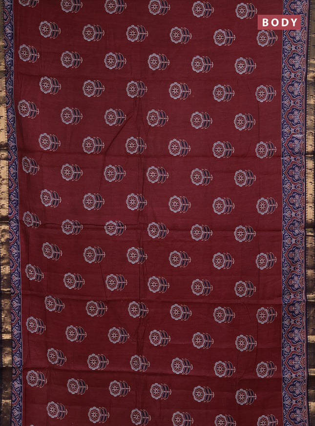 Semi maheshwari cotton saree maroon and navy blue with allover floral butta prints and zari woven muniya style border