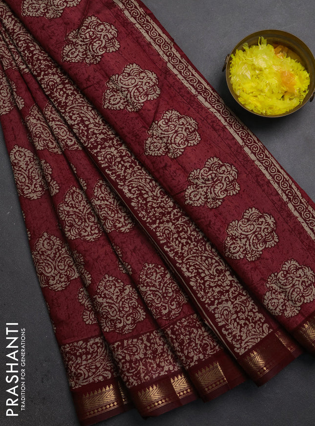 Semi maheshwari cotton saree pastel maroon and maroon with allover butta prints and zari woven border