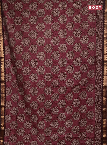 Semi maheshwari cotton saree pastel maroon shade and wine with allover butta prints and zari woven border
