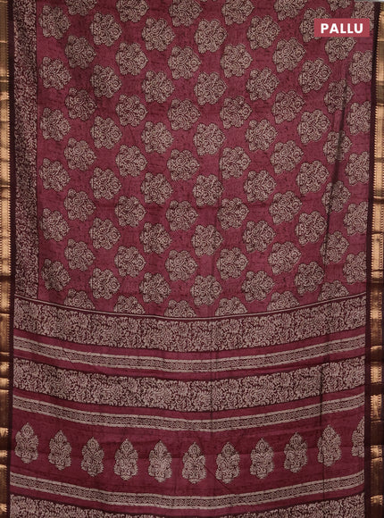 Semi maheshwari cotton saree pastel maroon shade and wine with allover butta prints and zari woven border
