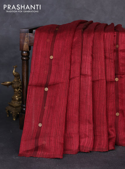 Matka silk saree maroon with allover coin buttas in borderless style