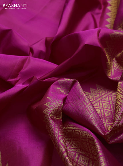 Pure kanchipuram silk saree pink with plain body and temple zari woven border